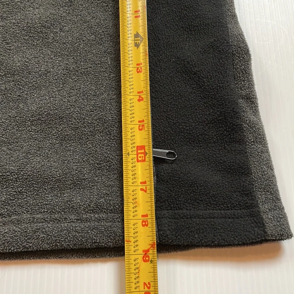 Columbia mock neck full zip fleece jacket, gray and black, kids size small